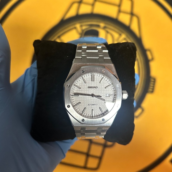 Seiko Custom Royal Oak Style – Automatic Men’s Watch, Stainless Steel, Silver Di - Picture 2 of 10